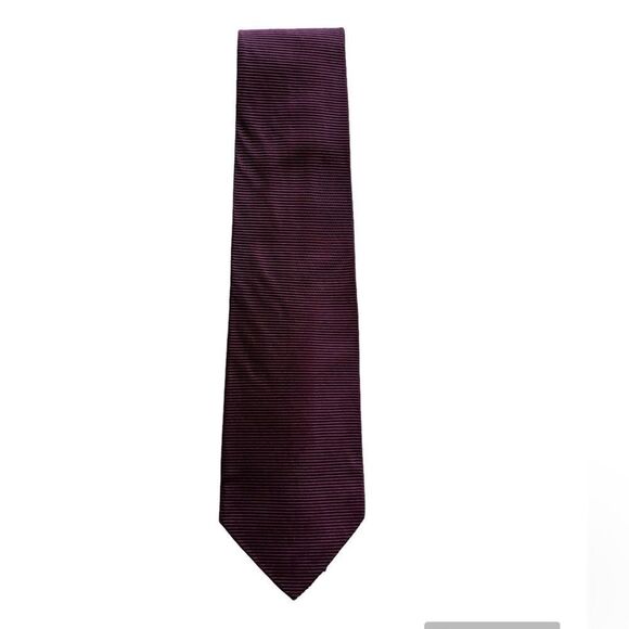 Jos. A. Bank. Cormorate Collection 100% Silk Purple Tie Made in USA - Picture 3 of 5